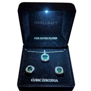 Danecraft Elegant Silver and Green Jewelry Set